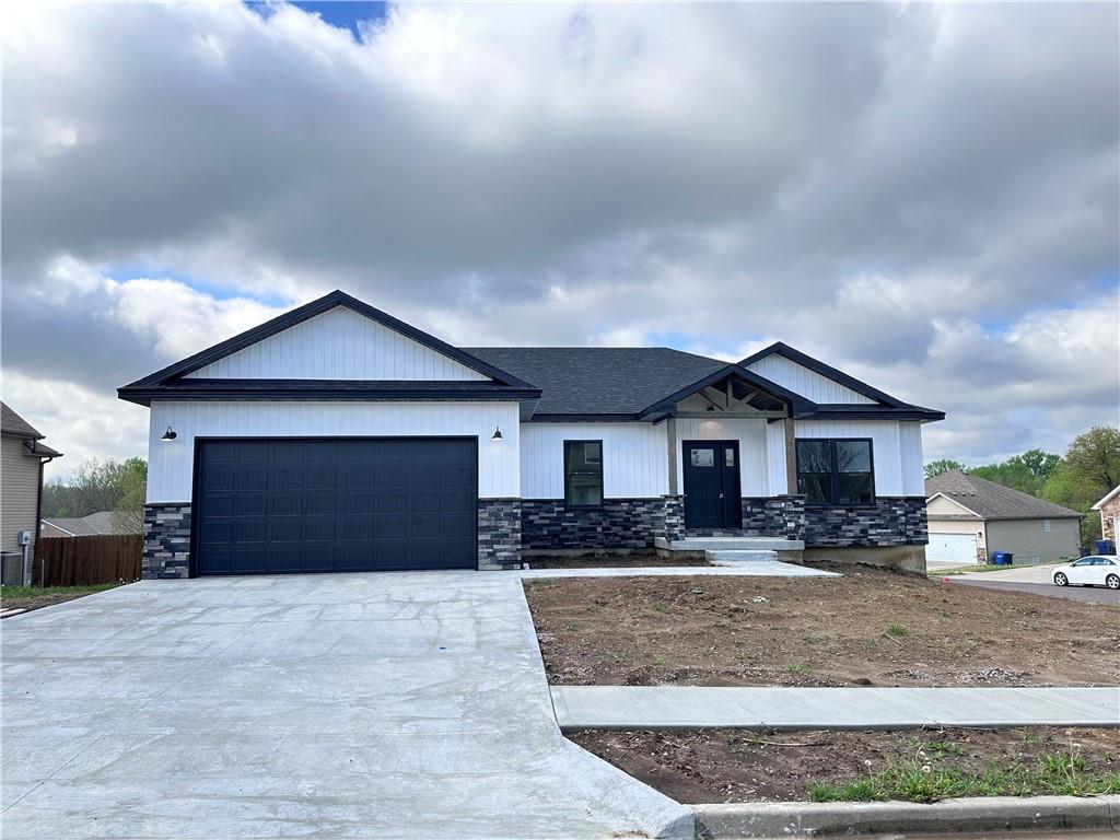 Listing Photo MLS #HMS2490891