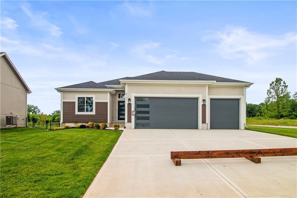 Listing Photo MLS #HMS2500395