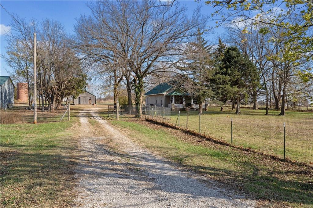 Listing Photo MLS #HMS2520423