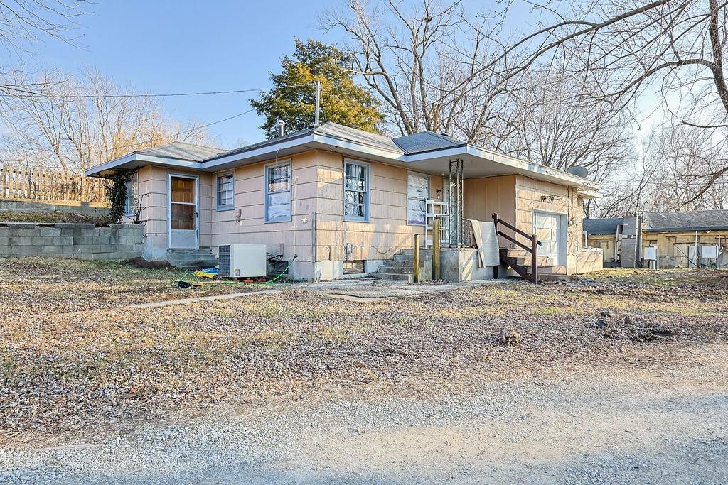 Listing Photo MLS #HMS2524189