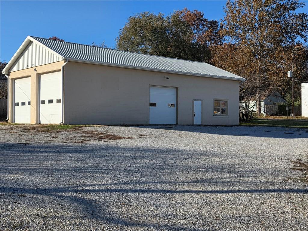 Listing Photo MLS #HMS2527898