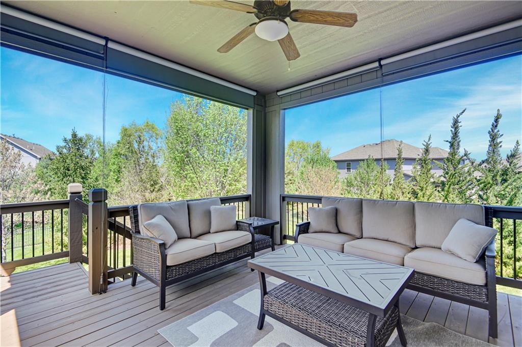 Listing Photo MLS #HMS2536424