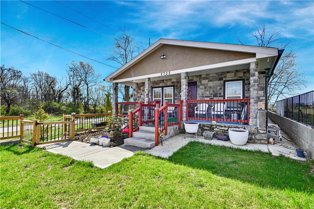 Listing Photo MLS #HMS2538344