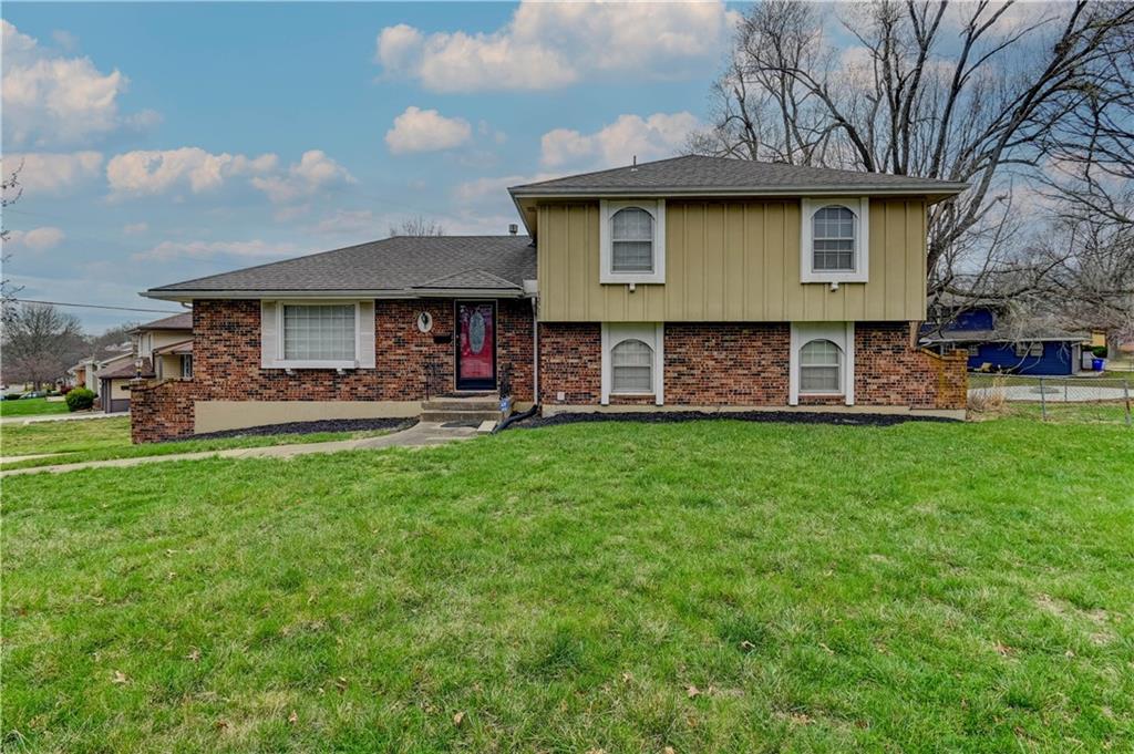 Listing Photo MLS #HMS2538627