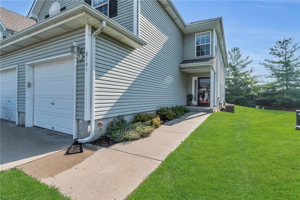 Listing Photo MLS #HMS2539452