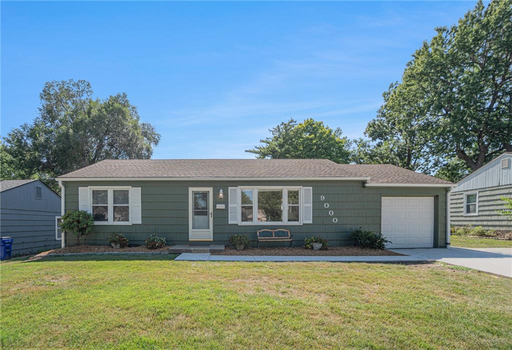 Listing Photo MLS #HMS2541669
