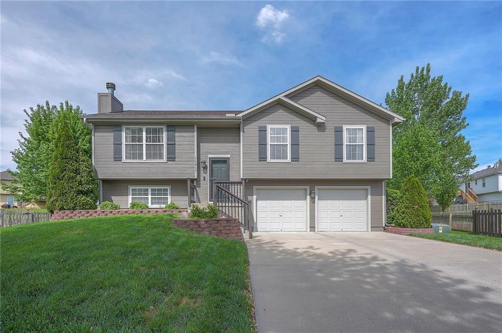 Listing Photo MLS #HMS2543562