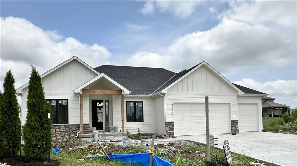 Listing Photo MLS #HMS2544696