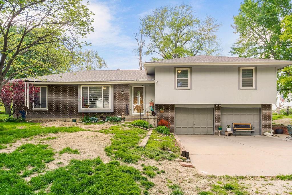 Listing Photo MLS #HMS2545556
