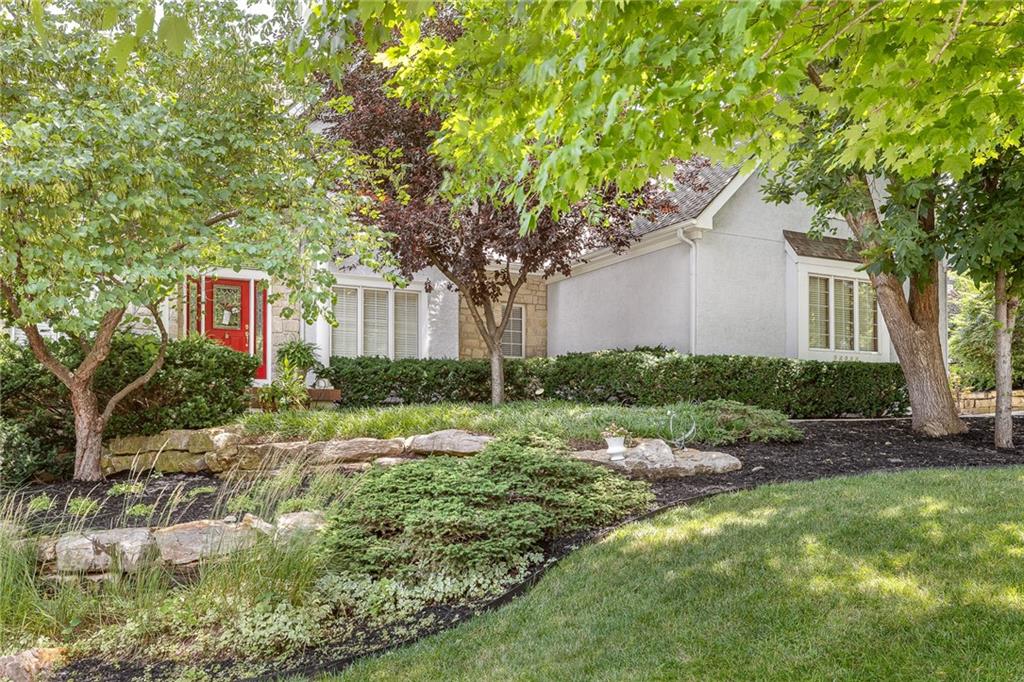 Listing Photo MLS #HMS2546572