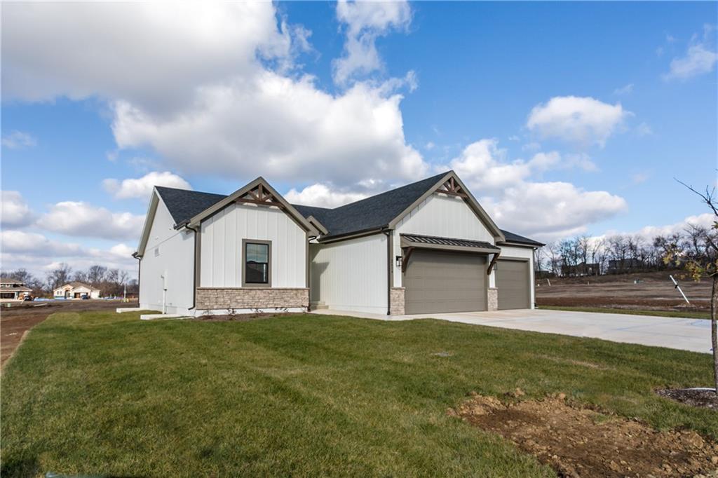 Listing Photo MLS #HMS2547333