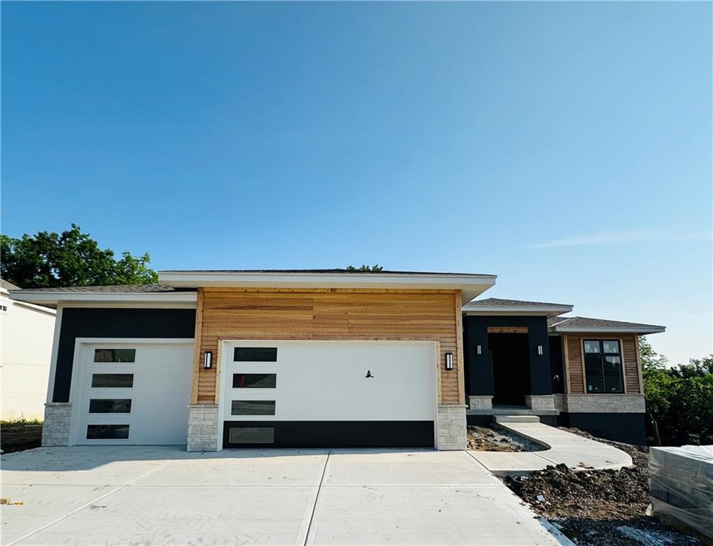 Listing Photo MLS #HMS2548489