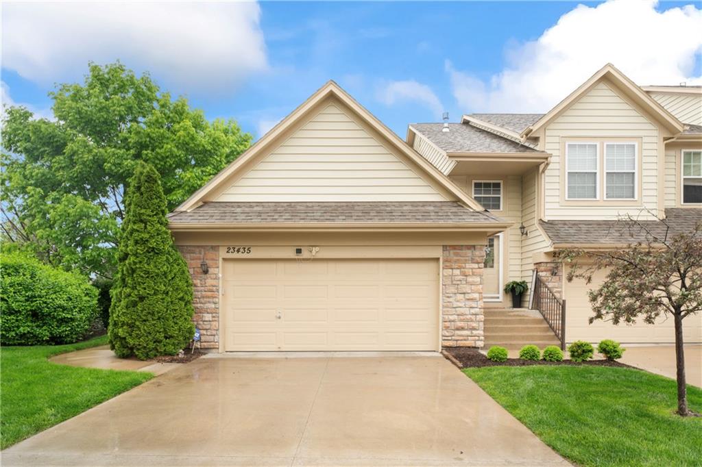 Listing Photo MLS #HMS2548506