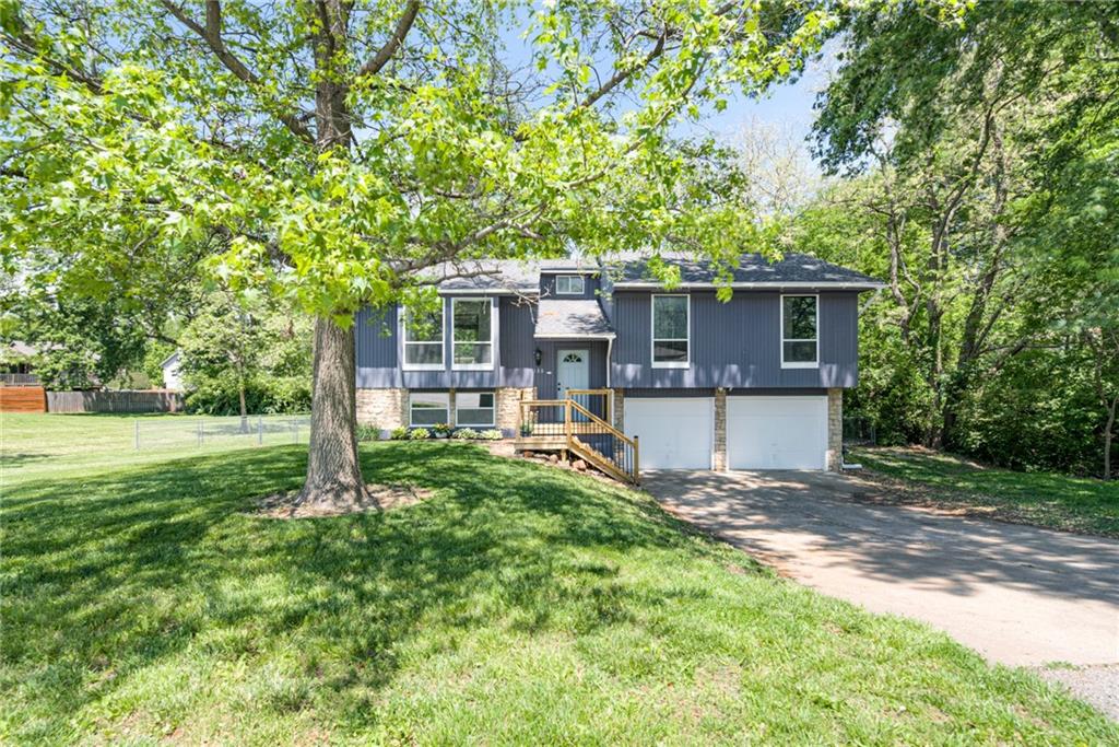 Listing Photo MLS #HMS2549354