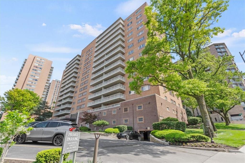 Listing Photo MLS #HMS2549900