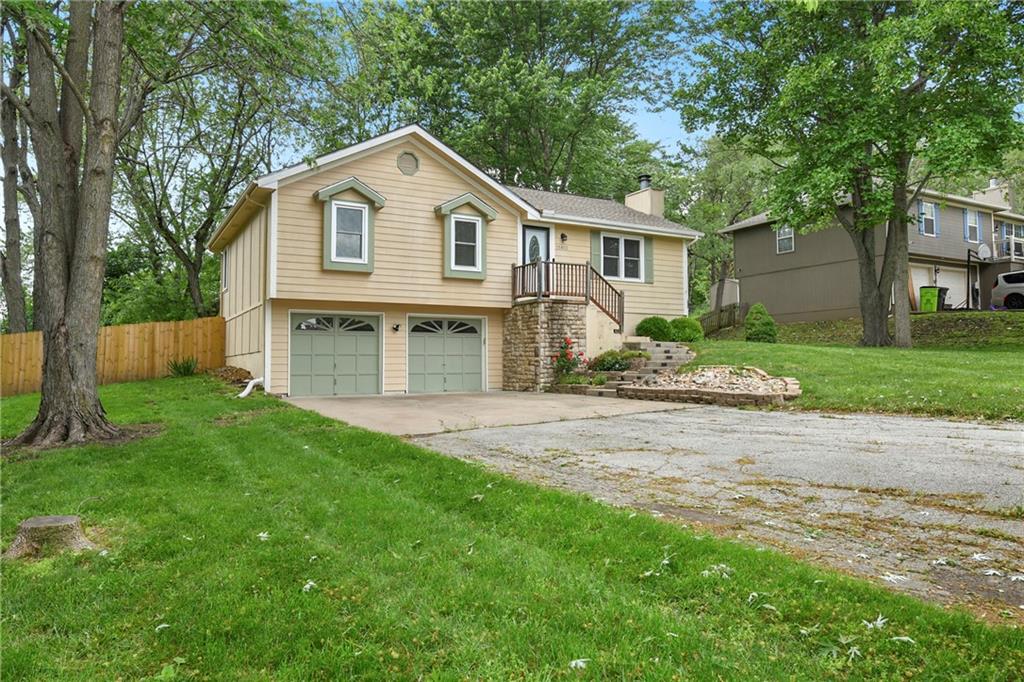 Listing Photo MLS #HMS2549969