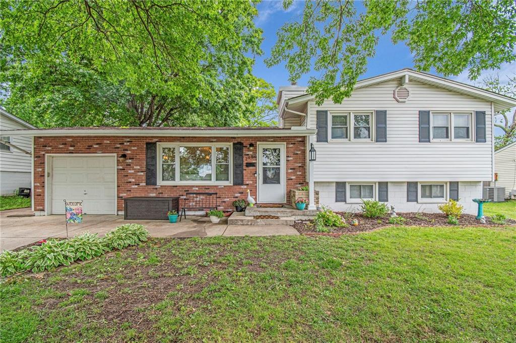 Listing Photo MLS #HMS2550136