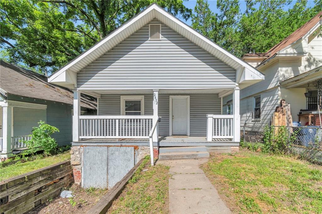 Listing Photo MLS #HMS2550378