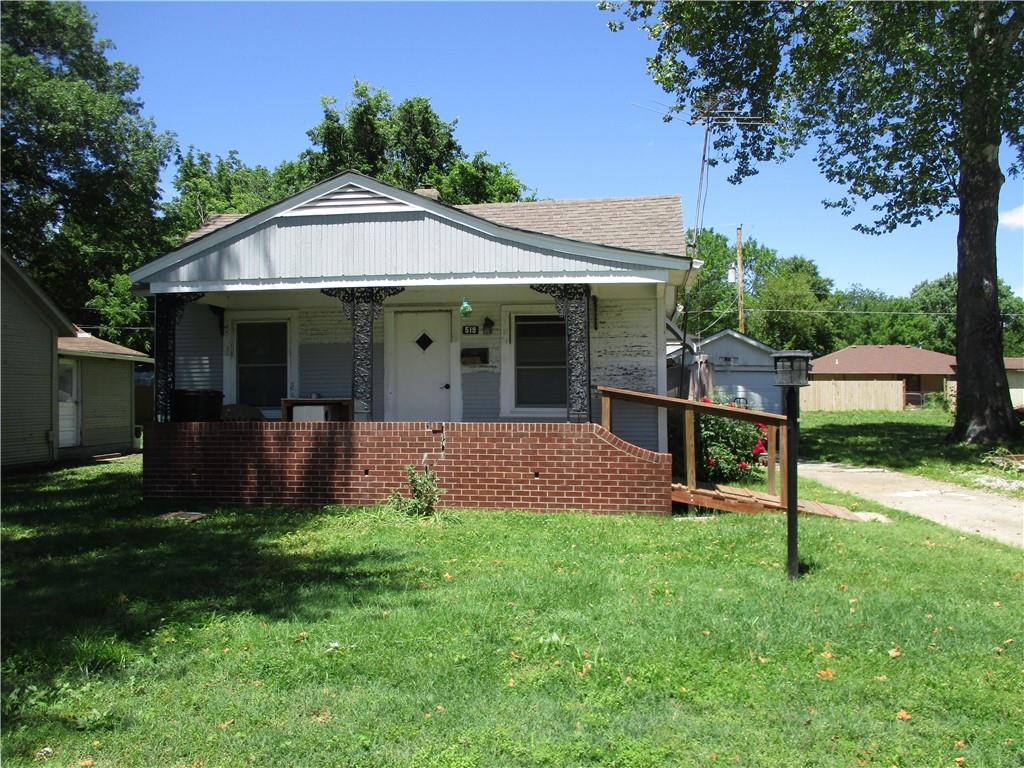 Listing Photo MLS #HMS2551235