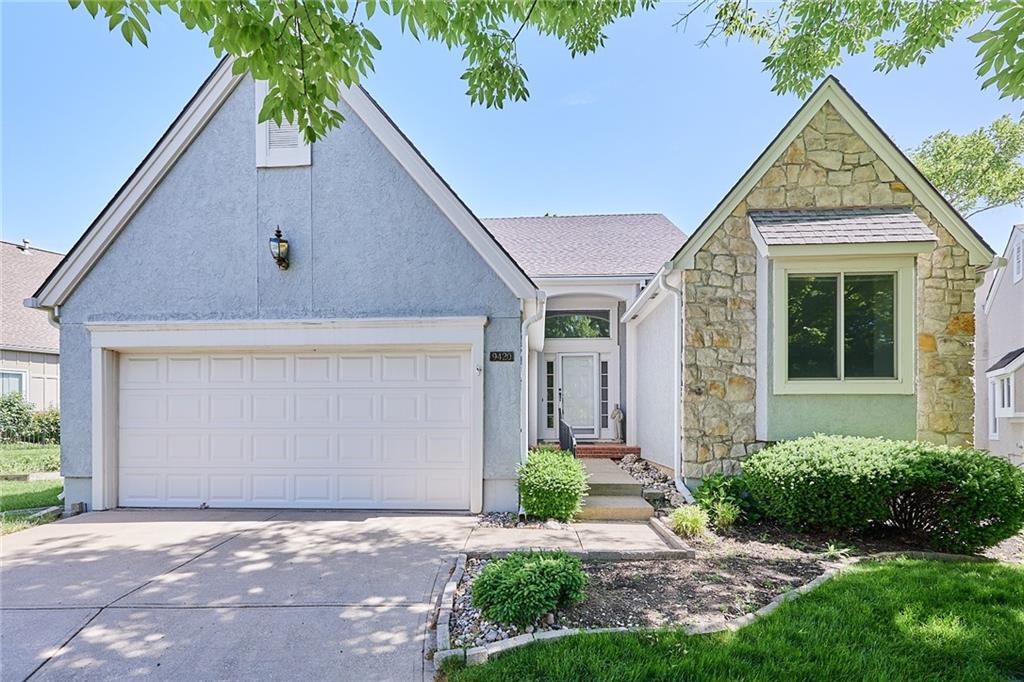 Listing Photo MLS #HMS2551241