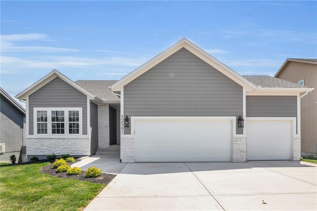 Listing Photo MLS #HMS2551310