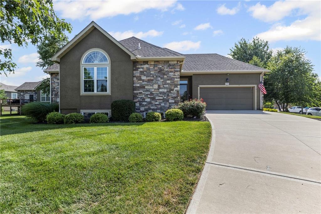 Listing Photo MLS #HMS2552025