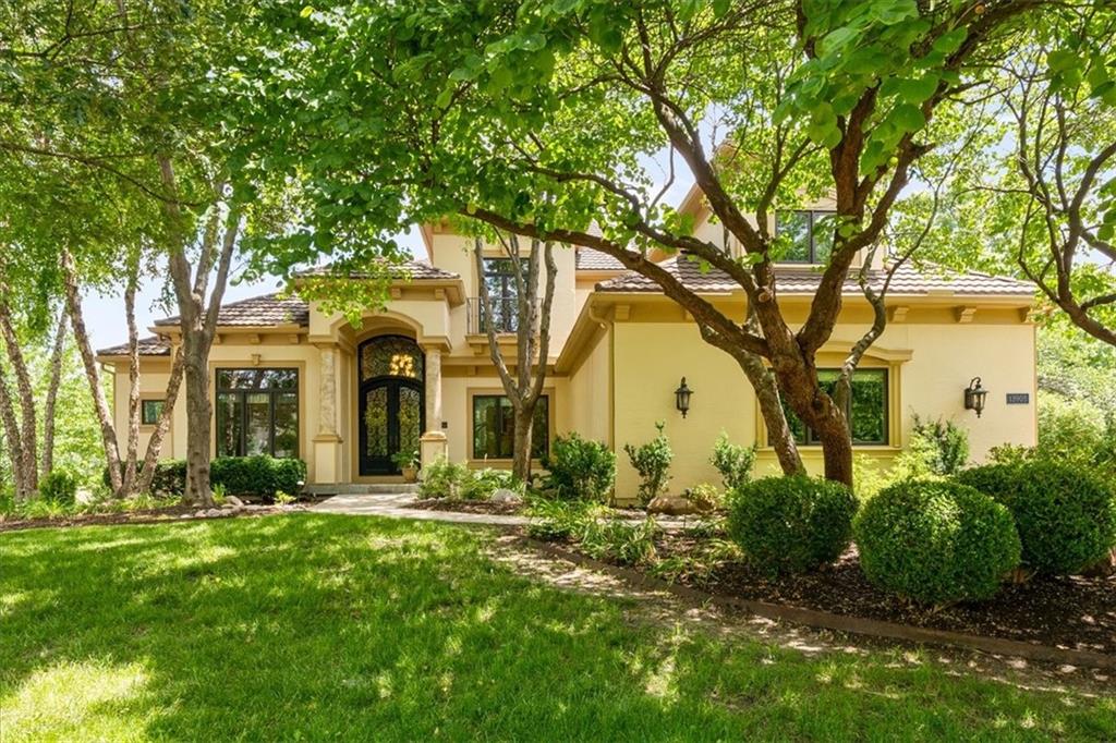 Listing Photo MLS #HMS2552063