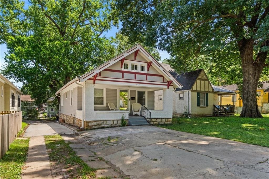 Listing Photo MLS #HMS2552425