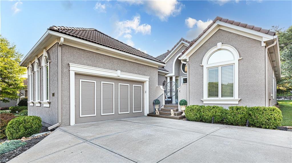 Listing Photo MLS #HMS2552952
