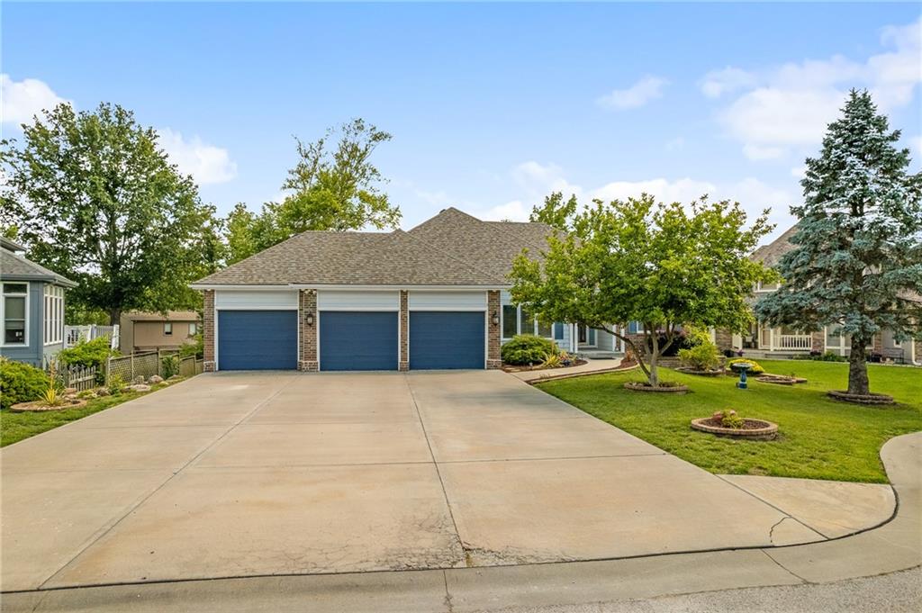 Listing Photo MLS #HMS2552996