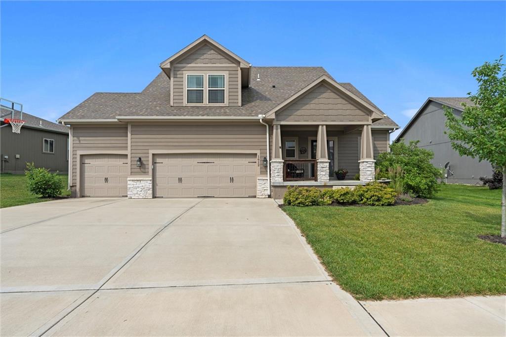 Listing Photo MLS #HMS2553327