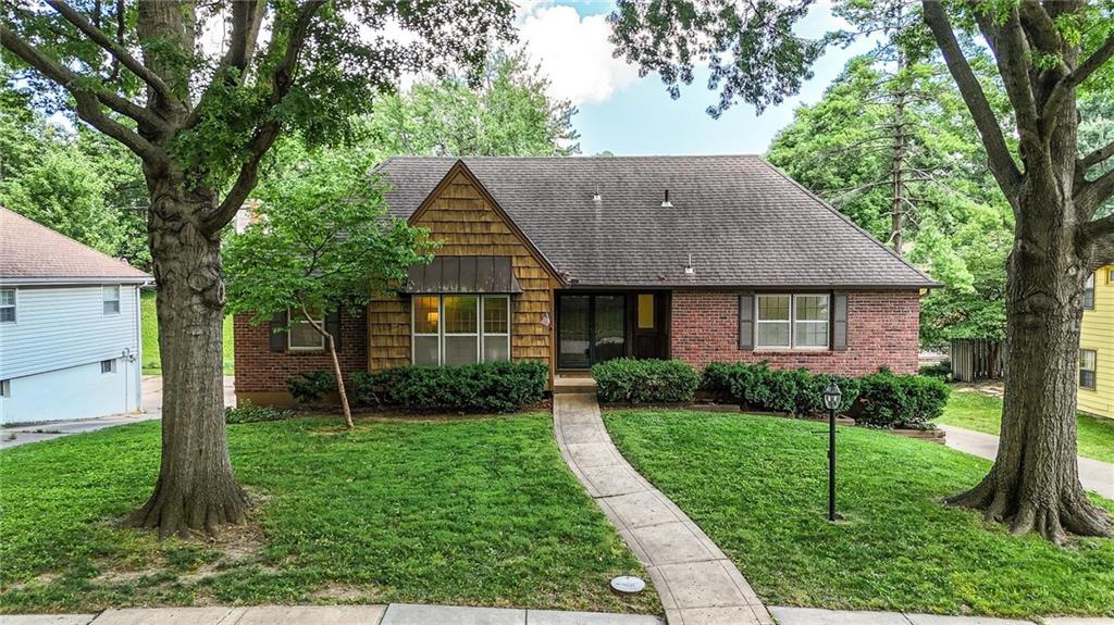 Listing Photo MLS #HMS2553686