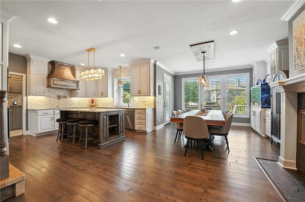 Listing Photo MLS #HMS2555548