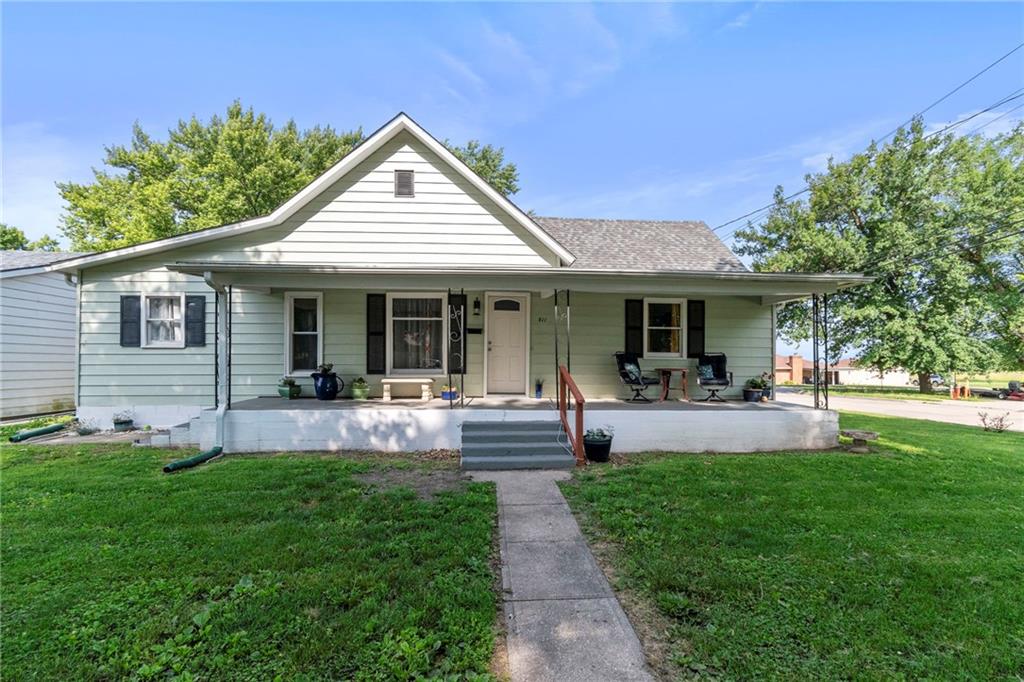 Listing Photo MLS #HMS2556204