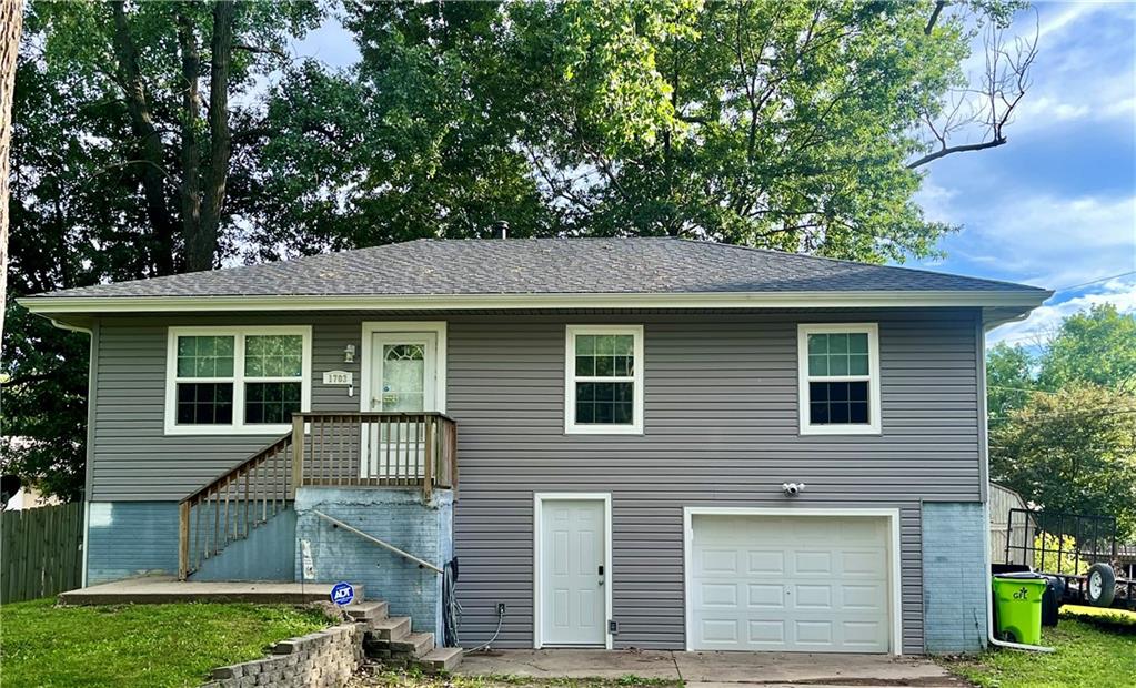 Listing Photo MLS #HMS2556775