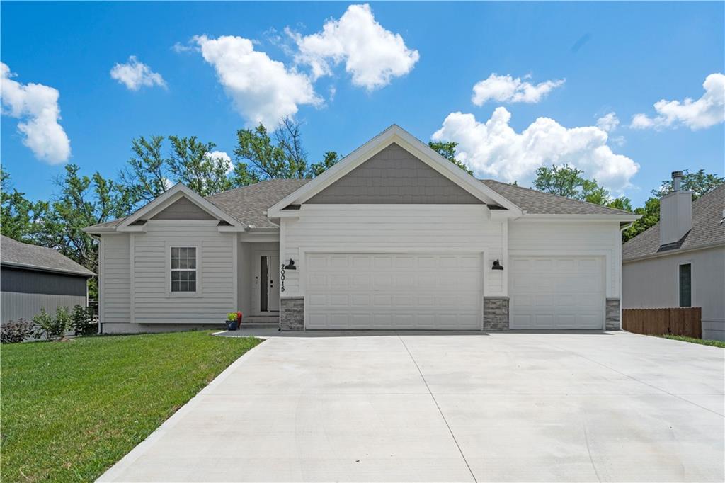 Listing Photo MLS #HMS2556859