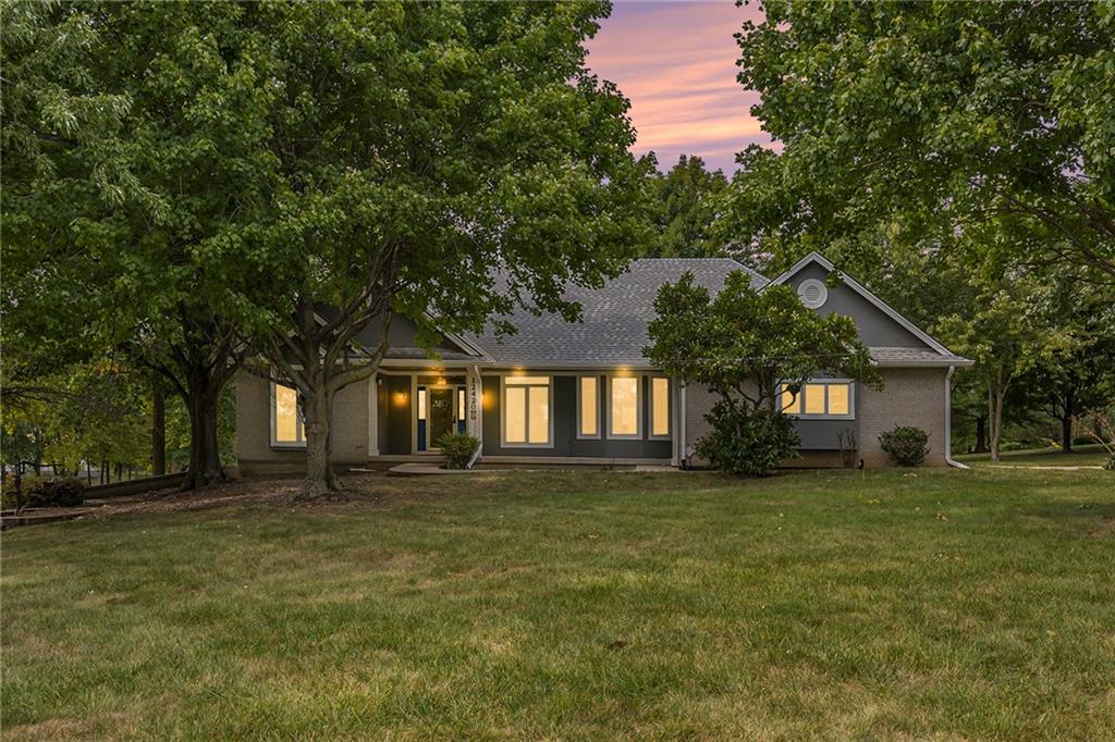 Listing Photo MLS #HMS2557076