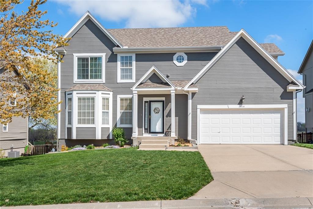 Listing Photo MLS #HMS2557440