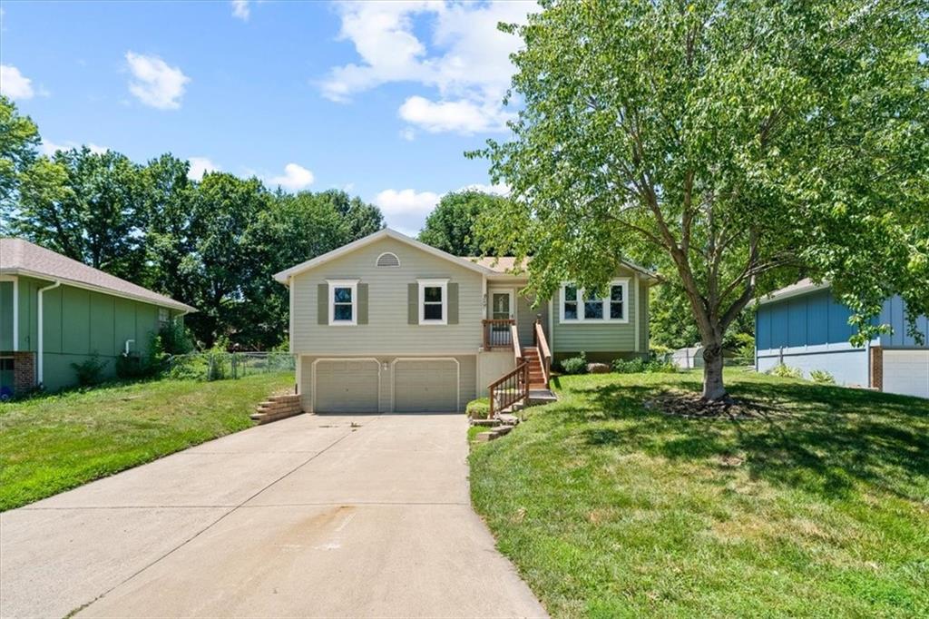 Listing Photo MLS #HMS2557517