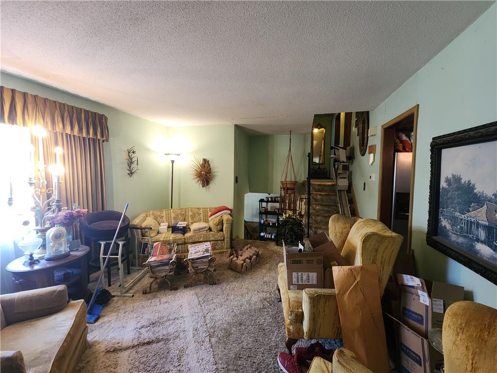 Listing Photo MLS #HMS2557695