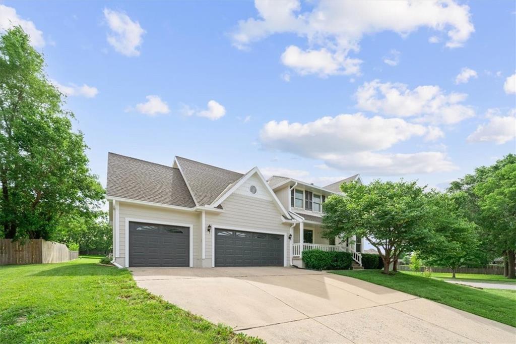 Listing Photo MLS #HMS2557771
