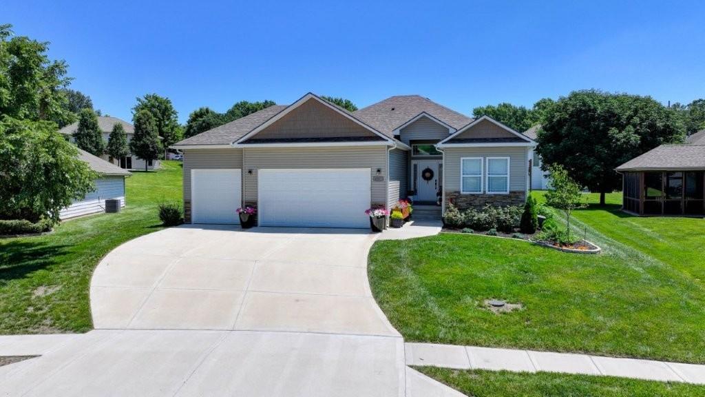Listing Photo MLS #HMS2558145