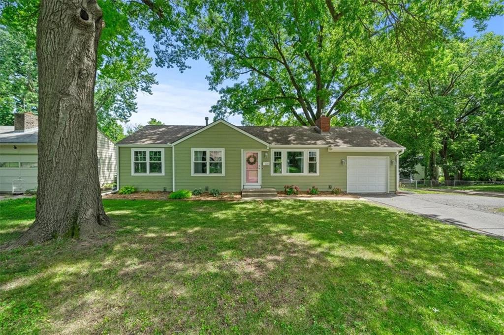 Listing Photo MLS #HMS2558566