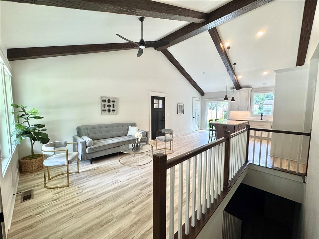Listing Photo MLS #HMS2558716