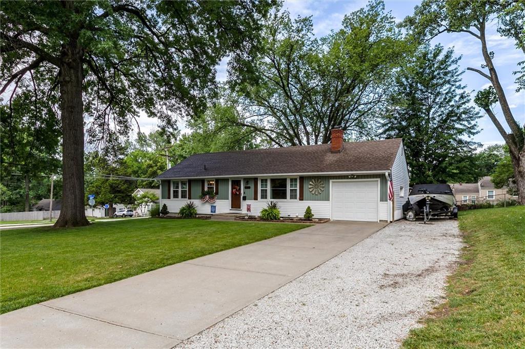 Listing Photo MLS #HMS2558911