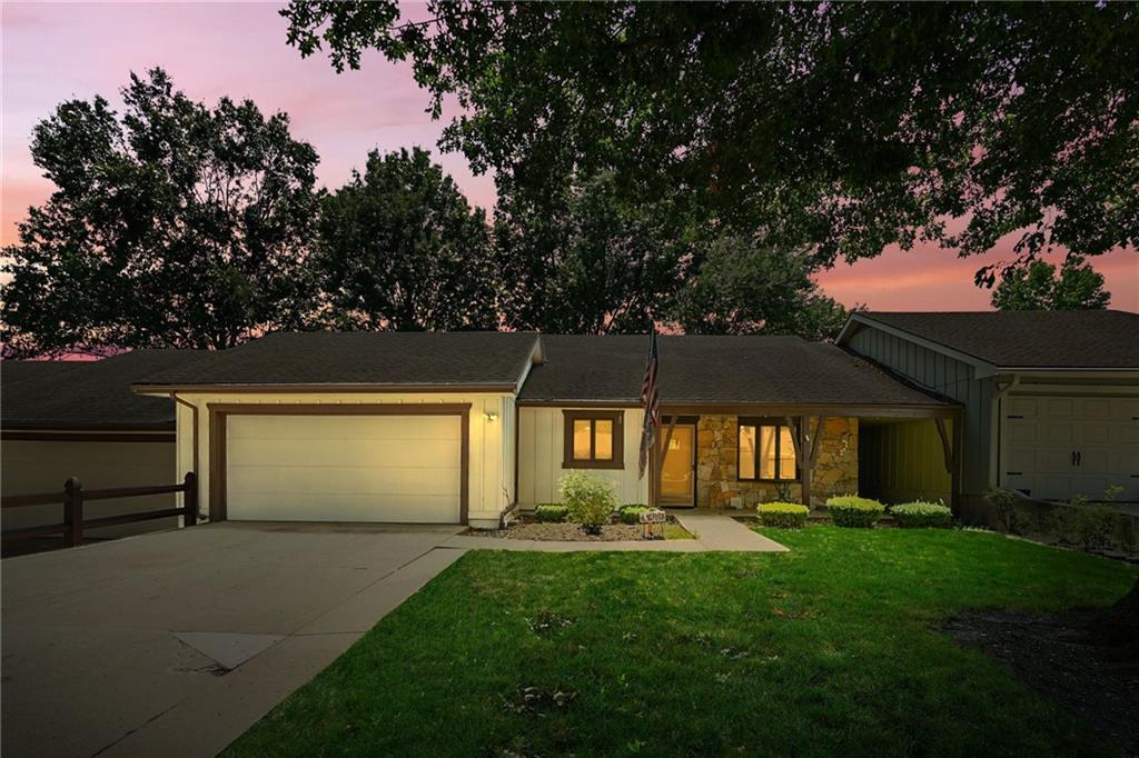 Listing Photo MLS #HMS2559042