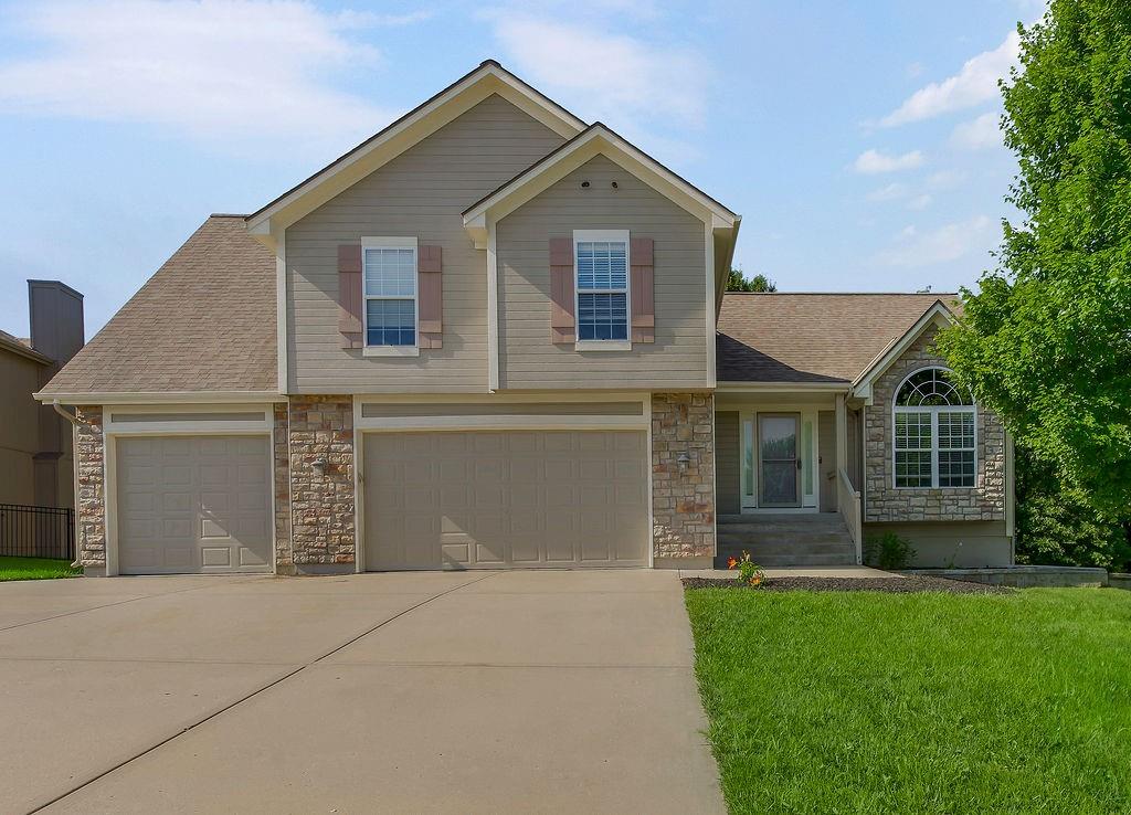 Listing Photo MLS #HMS2559155