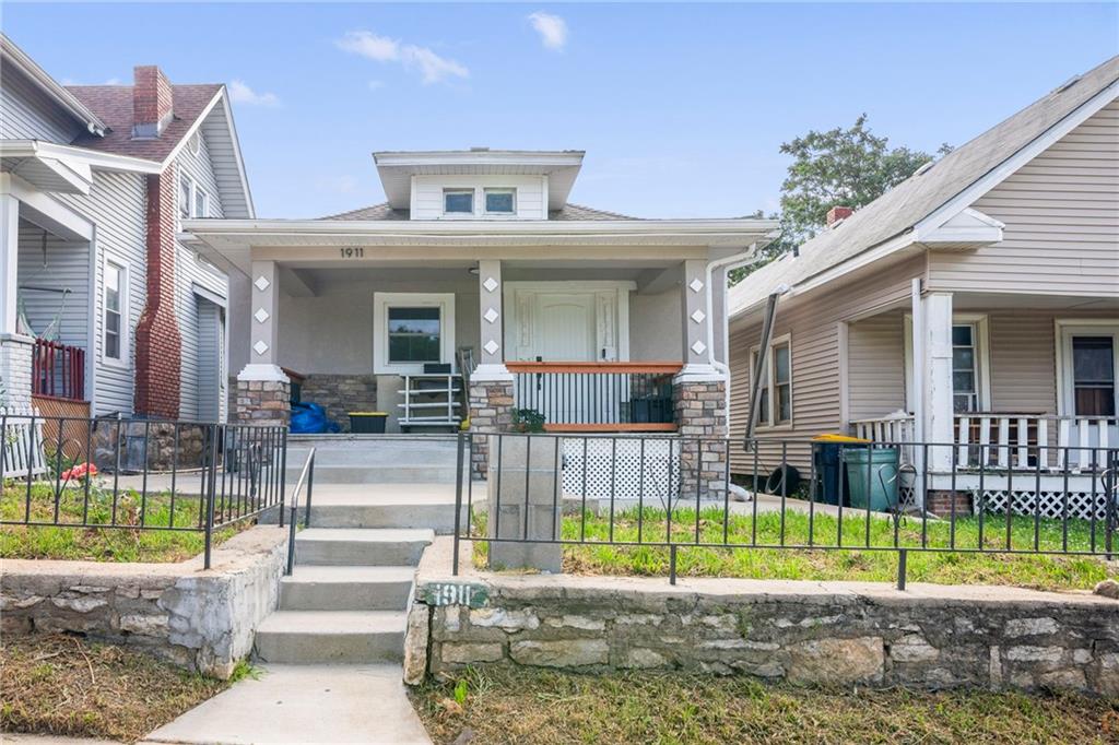 Listing Photo MLS #HMS2559236
