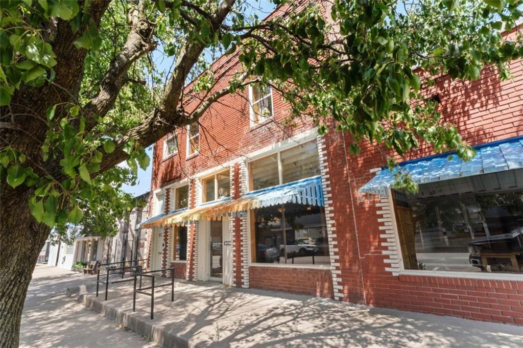 Listing Photo MLS #HMS2559475