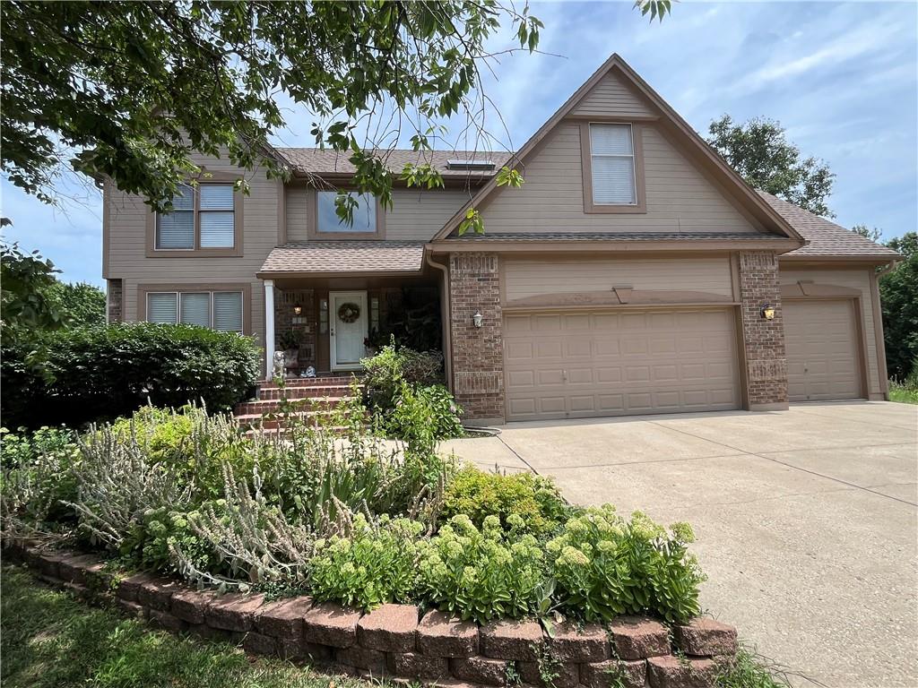 Listing Photo MLS #HMS2559575